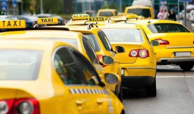 В Курской области мигрантам запретили работать таксистами